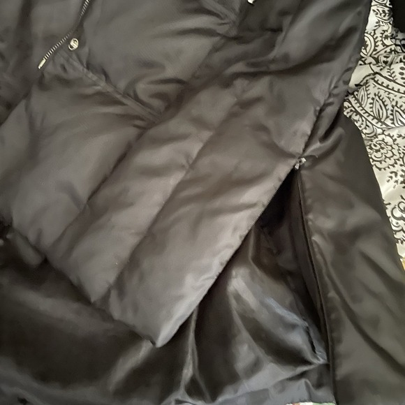 Michael Kors PS Quilted Polyester Black Faux Fur Hood Trim Removable Hood - Picture 3 of 7